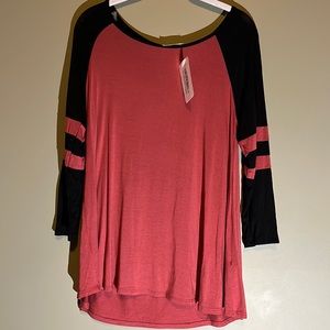 NWT Boutique Emerald Brand High Low Rugby Style Tunic Size Small